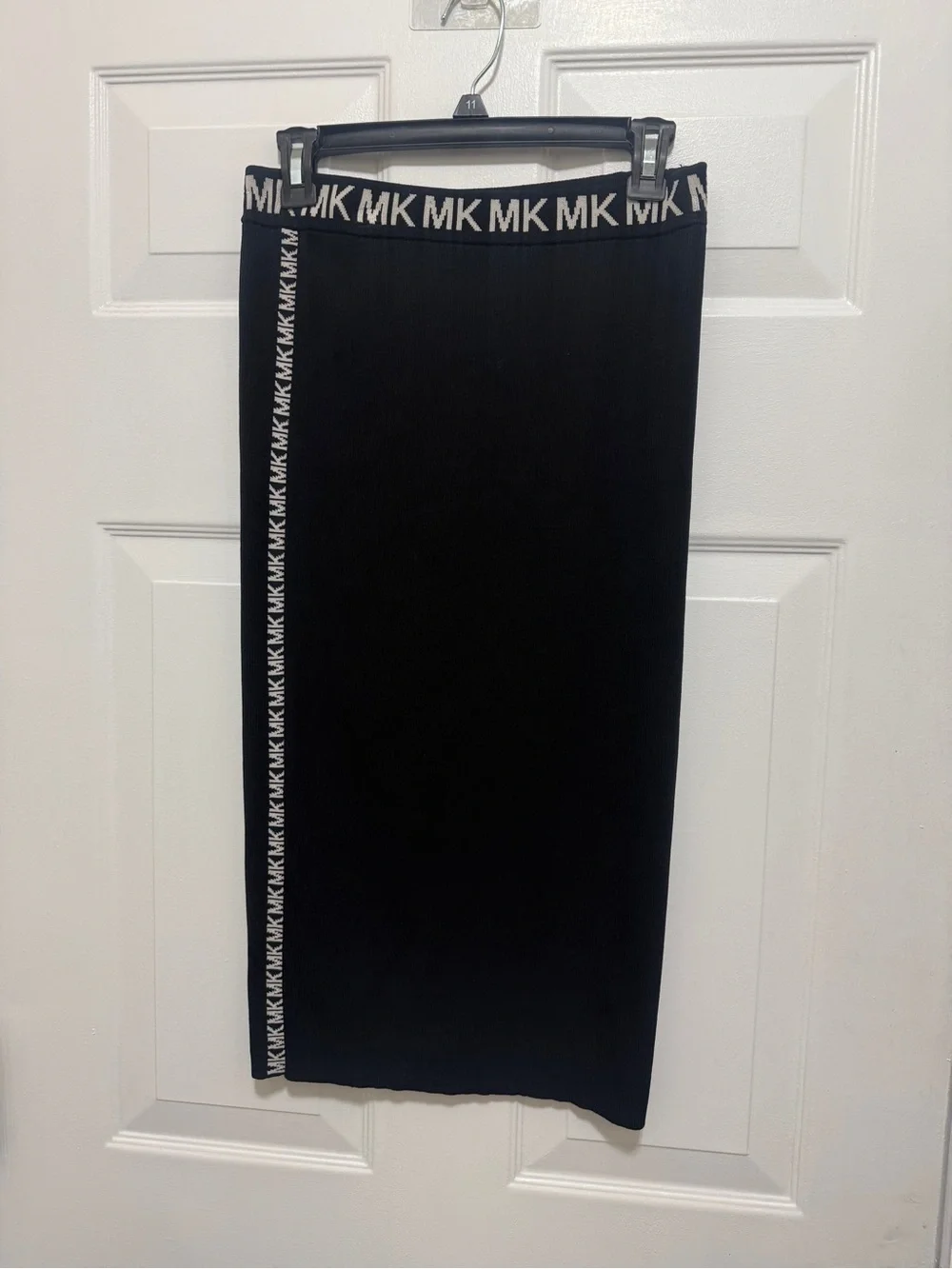 Michael Kors Black Logo-Trim Knit Midi pincel Skirt